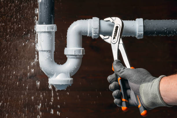Professional Drain Cleaning technician working in Centreville, IL